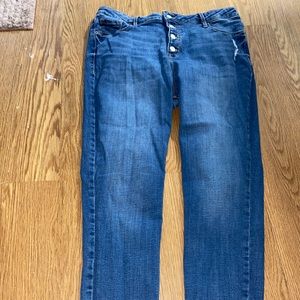 Women’s high rise skinny jeans
